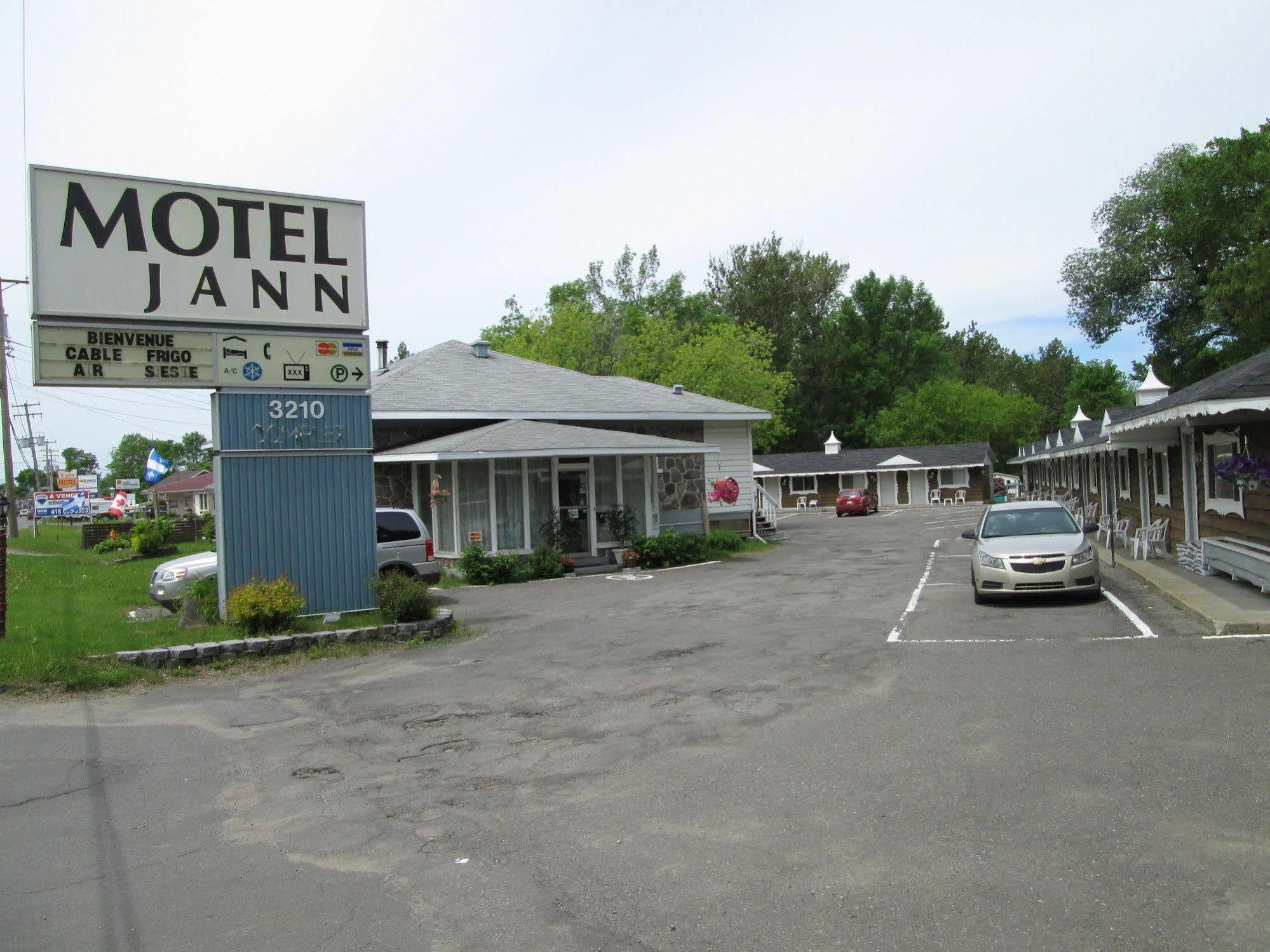 Motel Jann Квебек Экстерьер фото